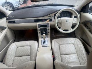 /photos/9368/669bc9d7-8085-f7c6-06f2-7fb5391c9767_i320x240.jpg